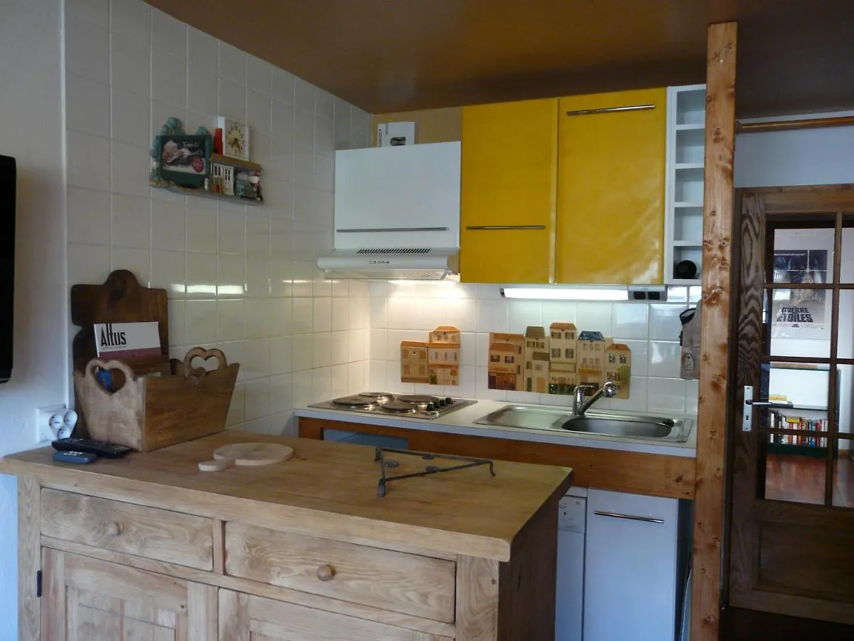 Le Rustica, 3 Rooms, 3 Stars, 6 People Les Houches Appartement